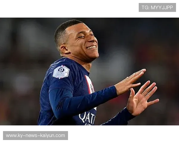 巴黎主场上演逆转好戏,姆巴佩庆祝动作引发议论 巴黎主场上演逆转好戏,姆巴佩庆祝动作引发议论