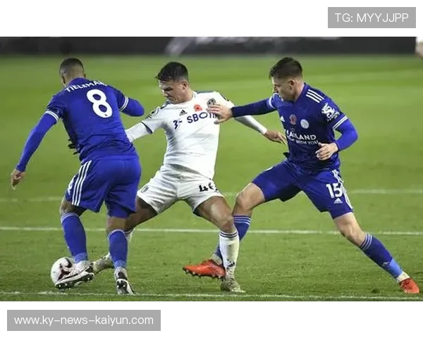 利兹足球队：攻守切换中的绝对侵略性