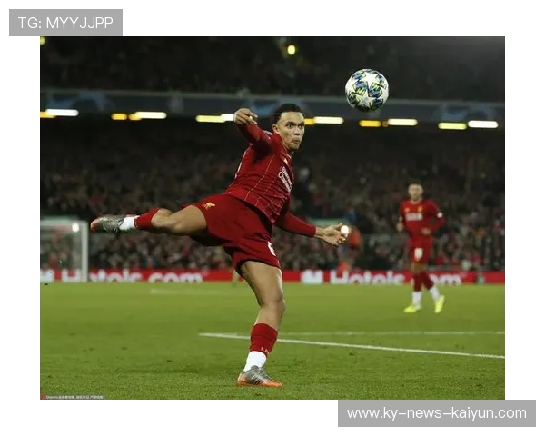 利物浦边路突破形成优势,阿诺德弧线传中变进球 利物浦边路突破形成优势,阿诺德弧线传中变进球