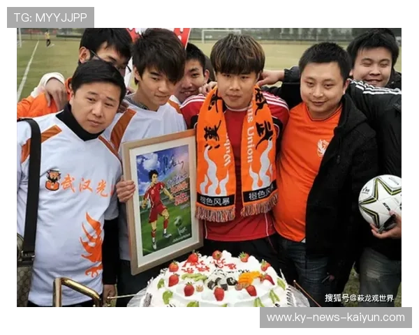 武汉三镇酝酿大动作!李圣龙冯劲或加盟,邓卓翔的野心藏不住了! 武汉三镇酝酿大动作!李圣龙冯劲或加盟,邓卓翔的野心藏不住了!