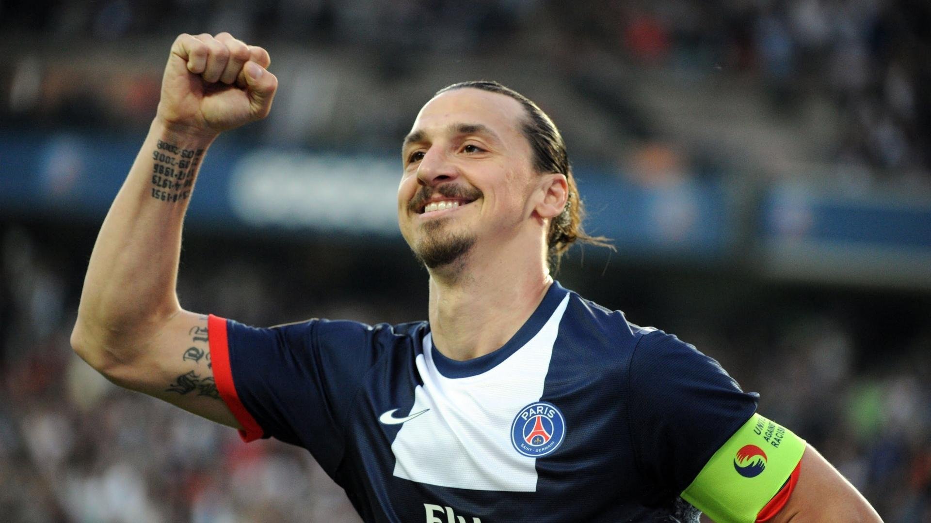 综合体育系“体育节吉祥物设计+接力跑联动赛”